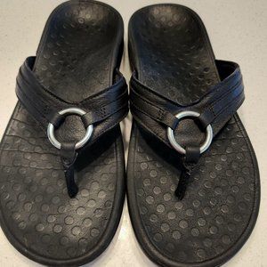 Women's Black  Vionic Sandals 7.5